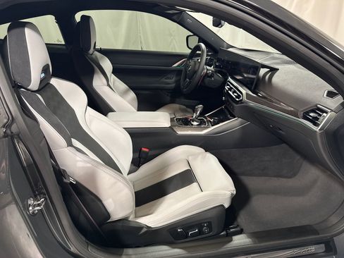Used 2024 BMW M4 xDrive Competition w/ M Driver's Package AWD/4WD image 35