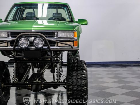 Used 1988 Chevrolet Silverado 1500 2WD Extended Cab image 19