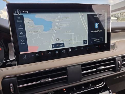 Used 2023 Lincoln Corsair FWD image 8