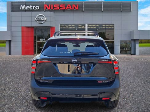 New 2026 Nissan Kicks SR w/ Cold Weather Package AWD/4WD image 5