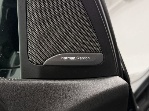 Used 2025 BMW X5 M60i AWD/4WD image 14
