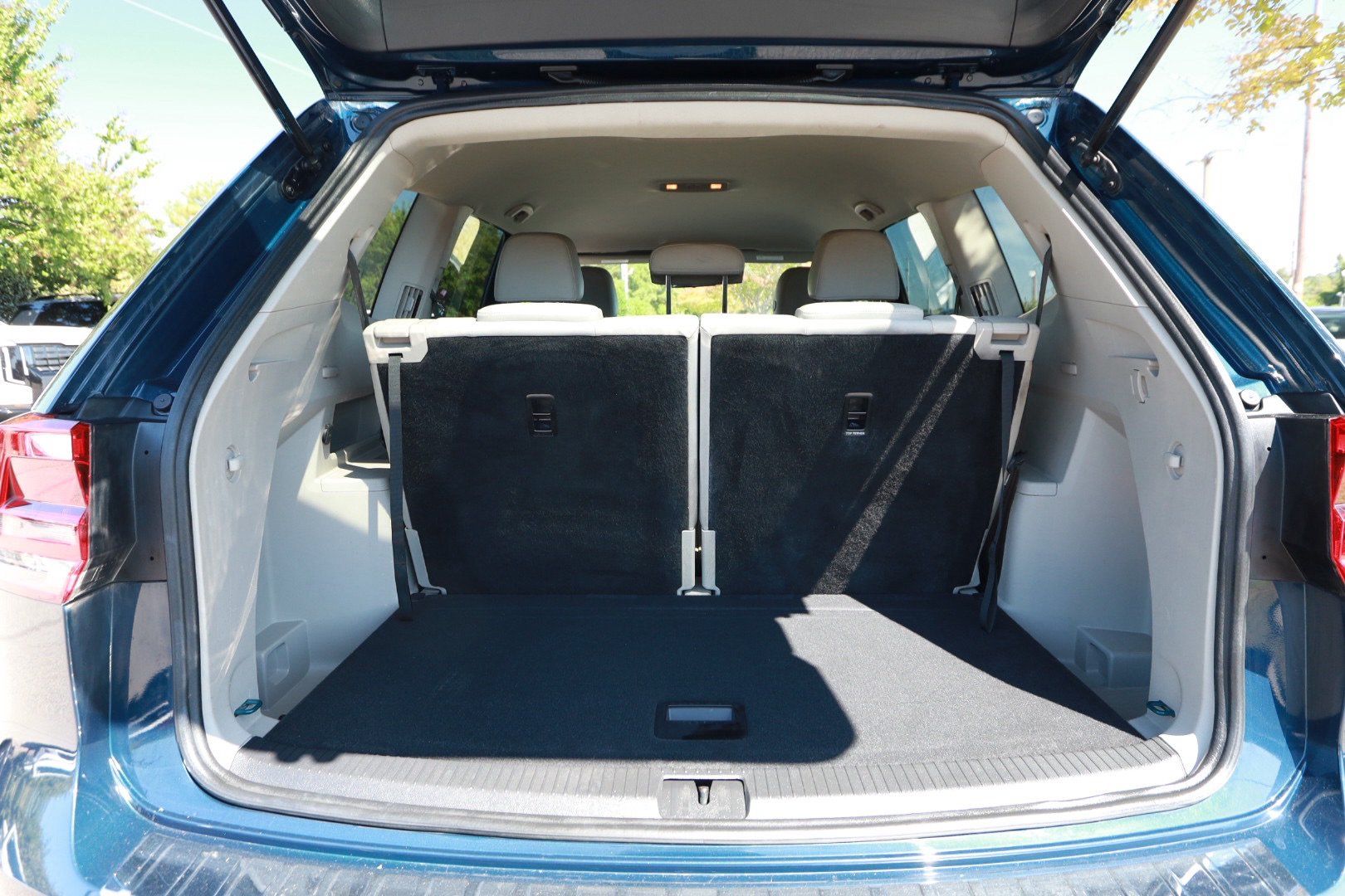 Used 2018 Volkswagen Atlas SE FWD image 26