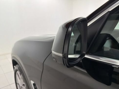 Used 2023 BMW X3 xDrive30i w/ Premium Package AWD/4WD image 9