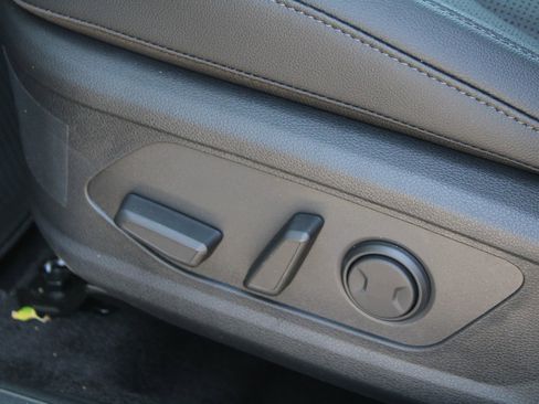 New 2026 Kia Sportage EX FWD image 23