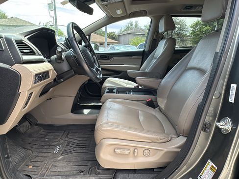 Used 2018 Honda Odyssey EX-L image 9