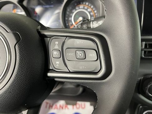 Used 2026 Jeep Wrangler Unlimited Rubicon AWD/4WD image 22