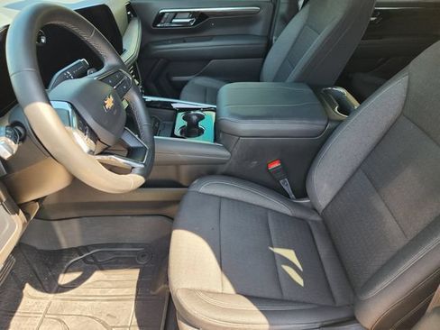 Used 2026 Chevrolet Tahoe LS RWD image 10