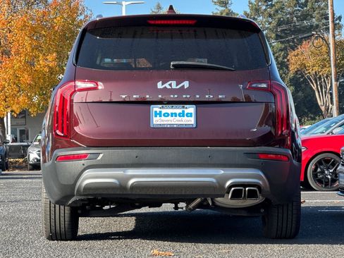 Used 2022 Kia Telluride EX image 9