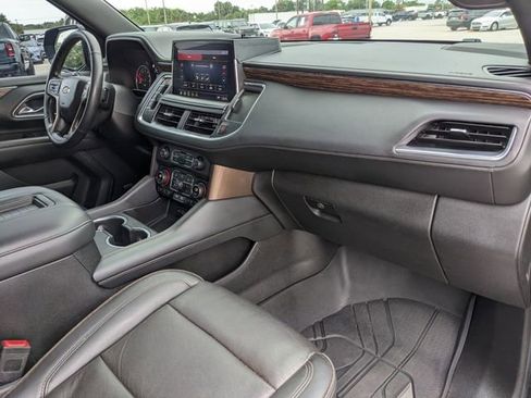 Used 2021 Chevrolet Tahoe High Country w/ Premium Package AWD/4WD image 13