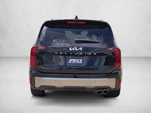 Used 2025 Kia Telluride S image 6