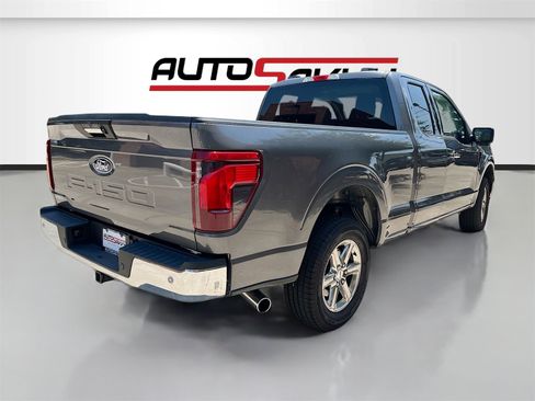 Used 2024 Ford F150 XLT w/ Tow/Haul Package image 7
