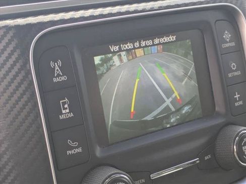 Used 2020 RAM 1500 Classic SLT RWD image 9