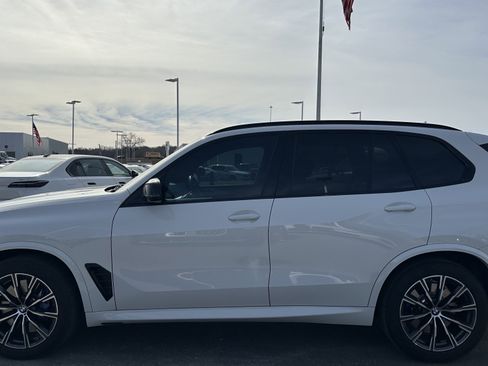Used 2024 BMW X5 M60i image 7