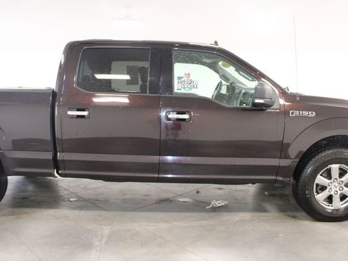 Used 2019 Ford F150 XLT w/ Equipment Group 302A Luxury image 11