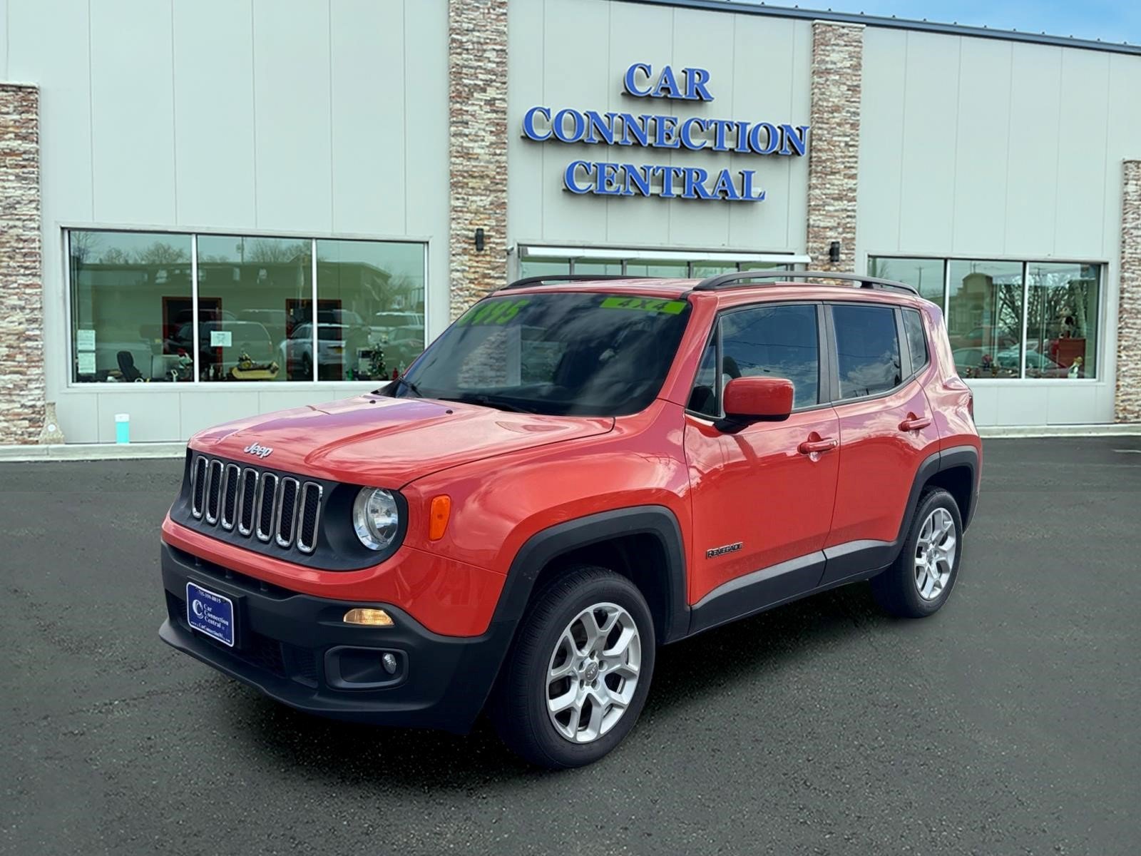 Used 2015 Jeep Renegade Latitude AWD/4WD image 1