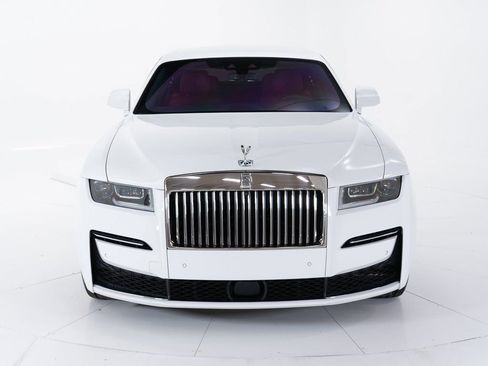 Certified 2022 Rolls-Royce Ghost w/ Ghost Package image 8