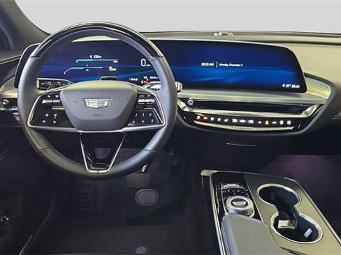 Used 2024 Cadillac Lyriq Luxury w/ LPO, Floor Liner Package image 9