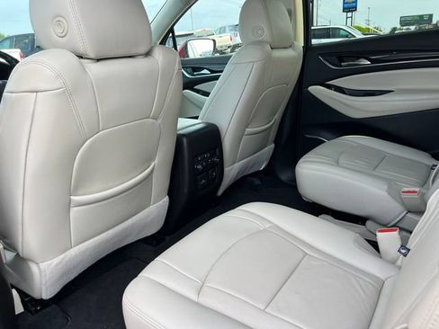 Used 2024 Buick Enclave Essence w/ Experience Buick Package AWD/4WD image 39