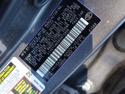 Used 2024 Toyota Camry SE FWD image 30