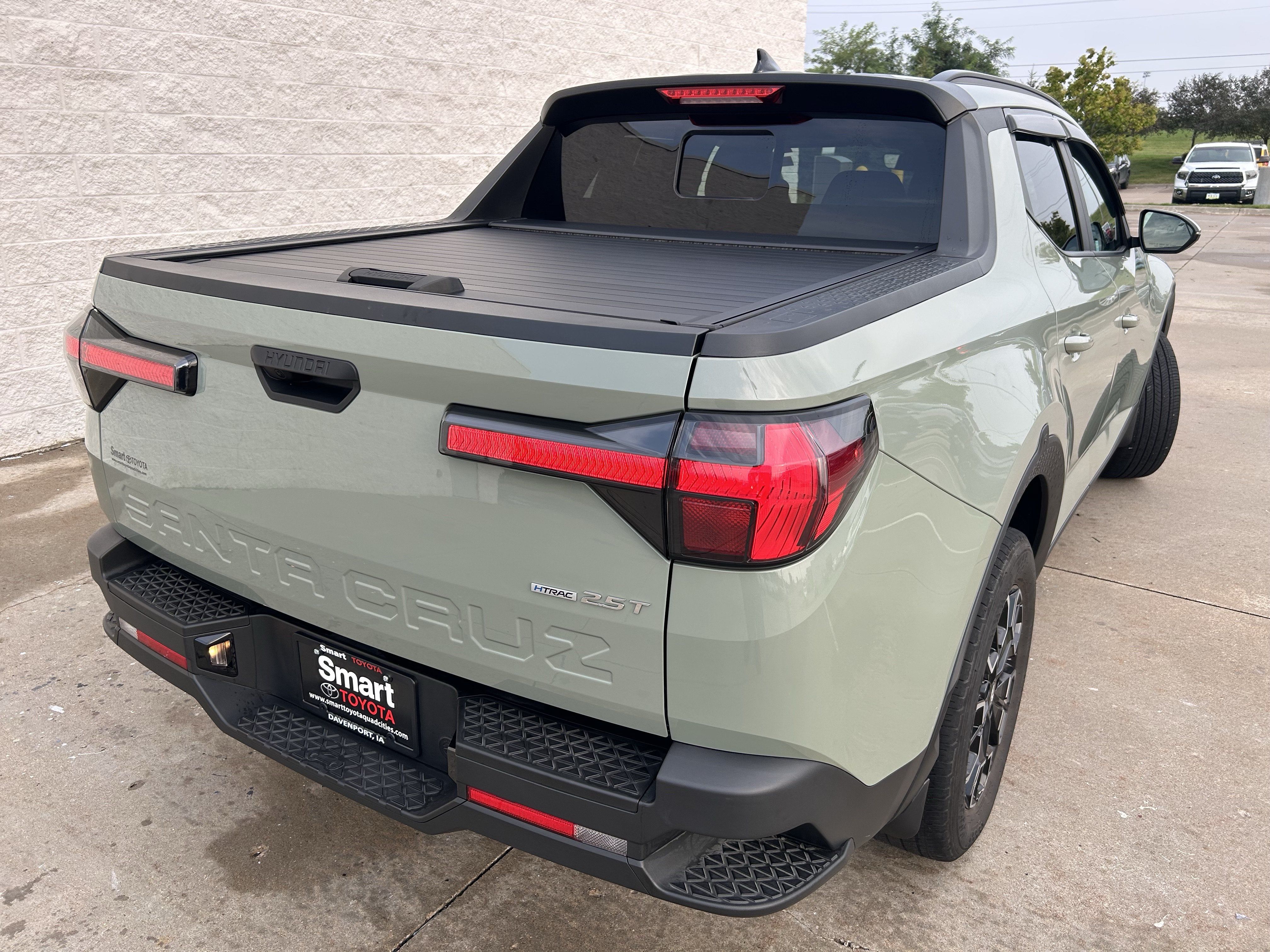Used 2022 Hyundai Santa Cruz SEL Premium AWD/4WD image 6