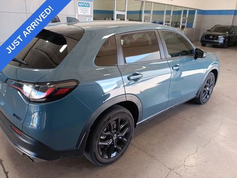 Used 2024 Honda HR-V Sport image 3