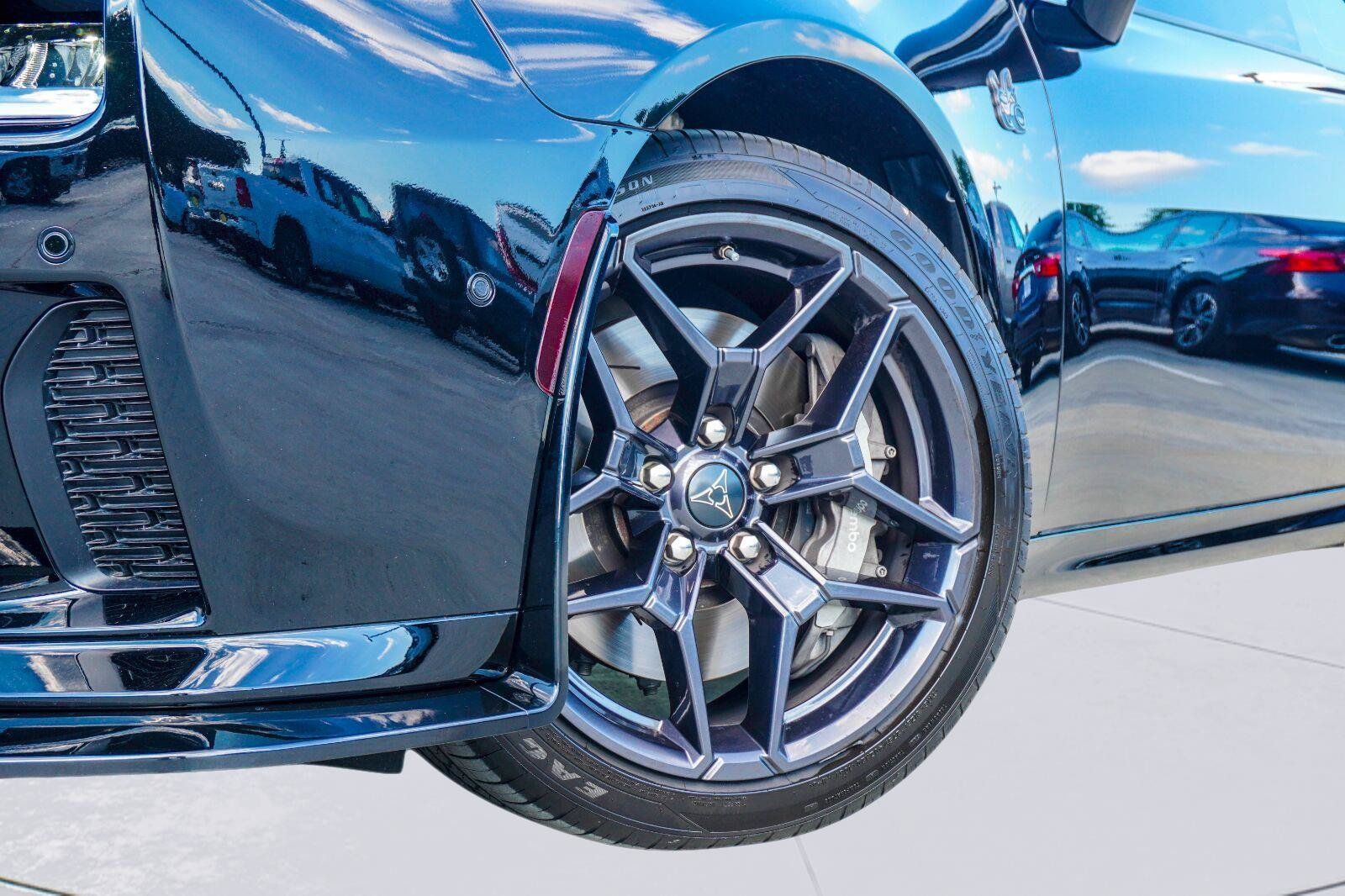 Used 2026 Dodge Charger Scat Pack w/ Blacktop Package AWD/4WD image 2
