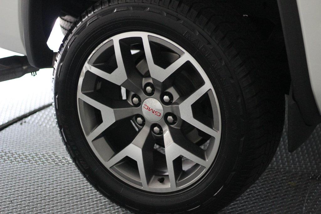 Used 2015 GMC Sierra 1500 SLT w/ All-Terrain Package AWD/4WD image 52