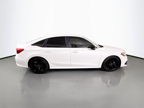 Used 2024 Honda Civic Sport image 11