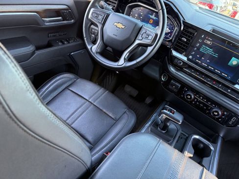 Certified 2024 Chevrolet Silverado 1500 High Country AWD/4WD image 15