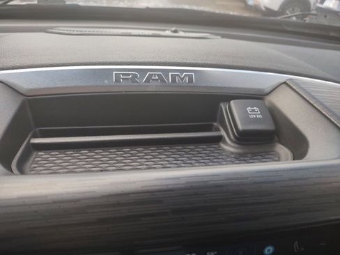 Used 2023 RAM 1500 Laramie image 33