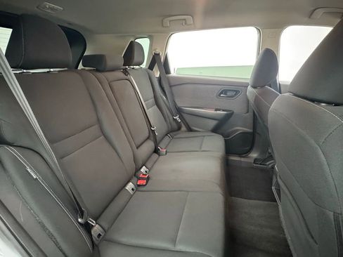 Used 2023 Nissan Rogue S image 34