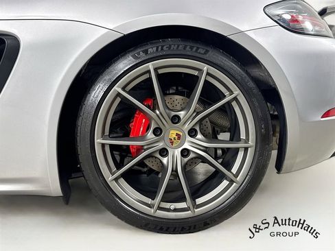 Used 2018 Porsche 718 Cayman S image 37