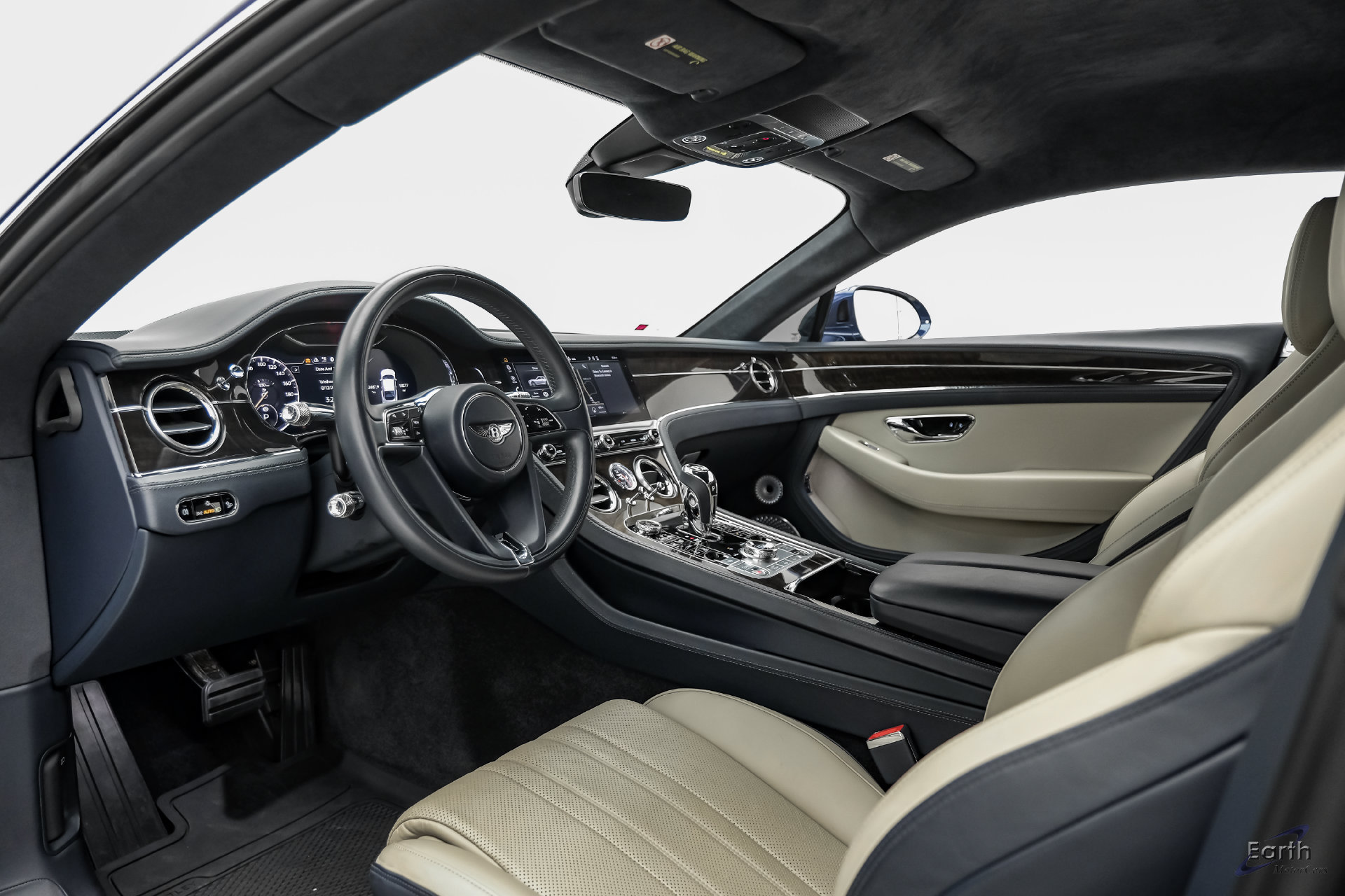 Used 2020 Bentley Continental GT V8 First Edition AWD/4WD image 33