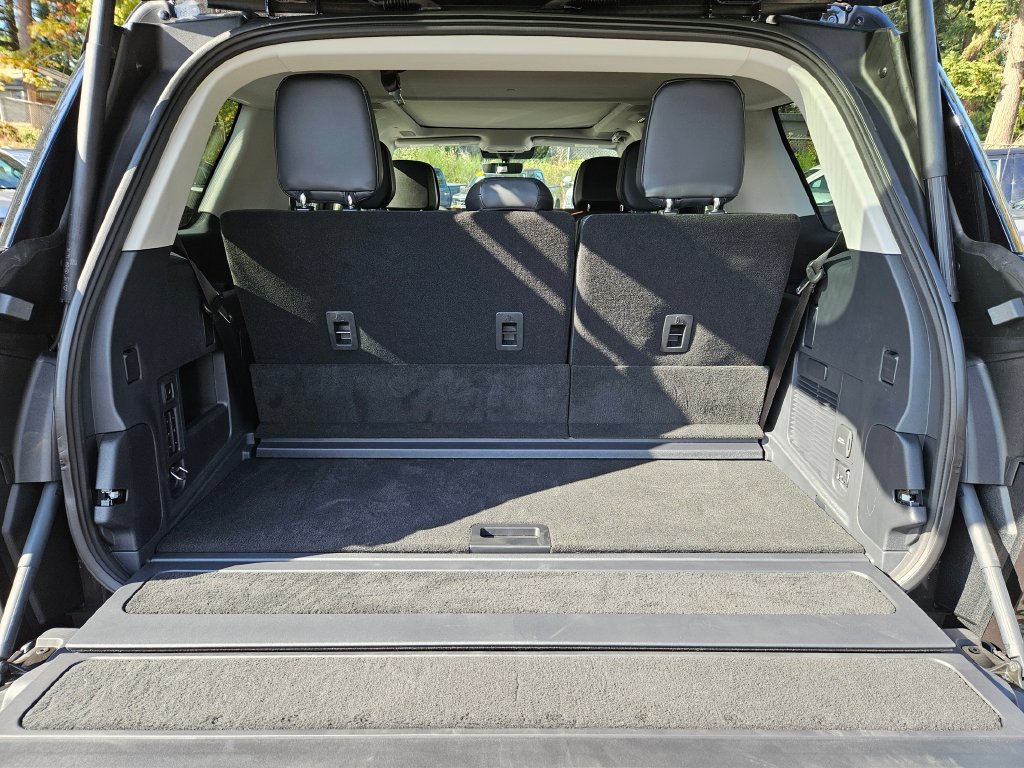 New 2027 Lincoln Navigator Reserve AWD/4WD image 10