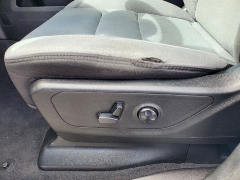 Used 2019 RAM 1500 Big Horn image 6