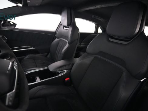Used 2024 Lucid Air Sapphire AWD/4WD image 4