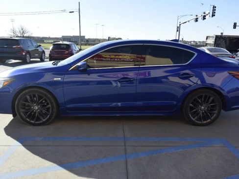 Used 2019 Acura ILX image 2