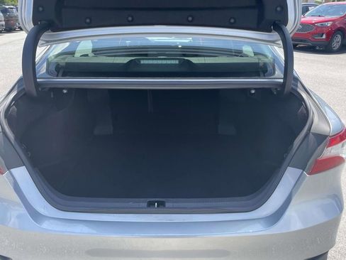 Used 2018 Toyota Camry LE w/ Audio Package FWD image 33