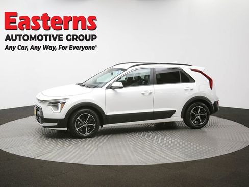 Used 2023 Kia Niro EX image 53