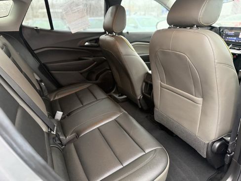 Used 2024 Chevrolet Trax ACTIV w/ Driver Confidence Package image 19