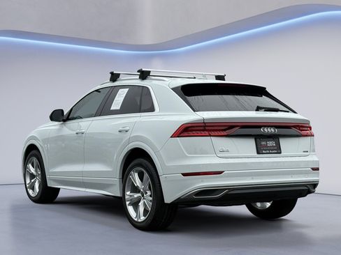 Used 2023 Audi Q8 Premium w/ Convenience Package image 7