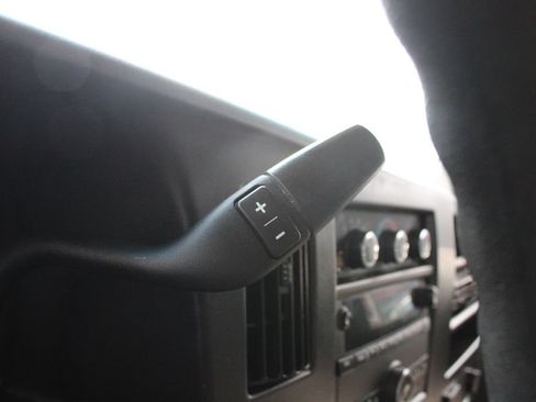 Used 2022 Chevrolet Express 2500 w/ Driver Convenience Package RWD image 13