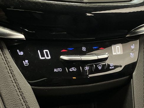 Used 2023 Cadillac XT6 Sport image 22