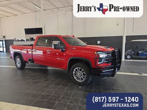 Used 2024 Chevrolet Silverado 3500 LTZ w/ LTZ Convenience Package AWD/4WD image 2