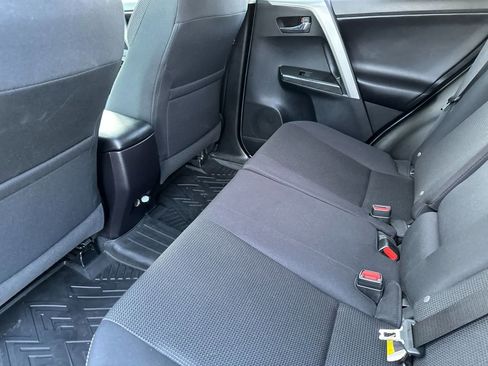 Used 2018 Toyota RAV4 Adventure FWD image 11