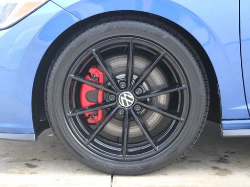 Certified 2024 Volkswagen Jetta GLI 40th Anniversary Edition image 28