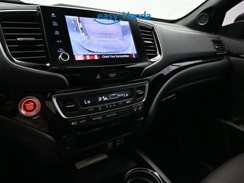 Used 2023 Honda Ridgeline Black Edition image 12