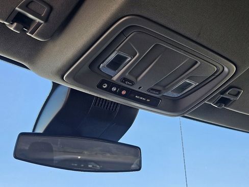 Used 2024 Chevrolet Silverado 1500 Custom image 28