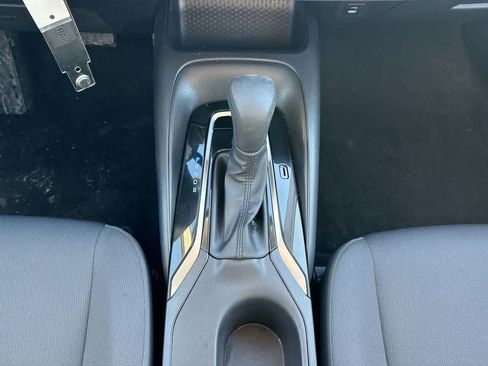 Used 2023 Toyota Corolla LE image 33