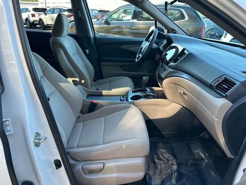 Used 2019 Honda Pilot EX image 31